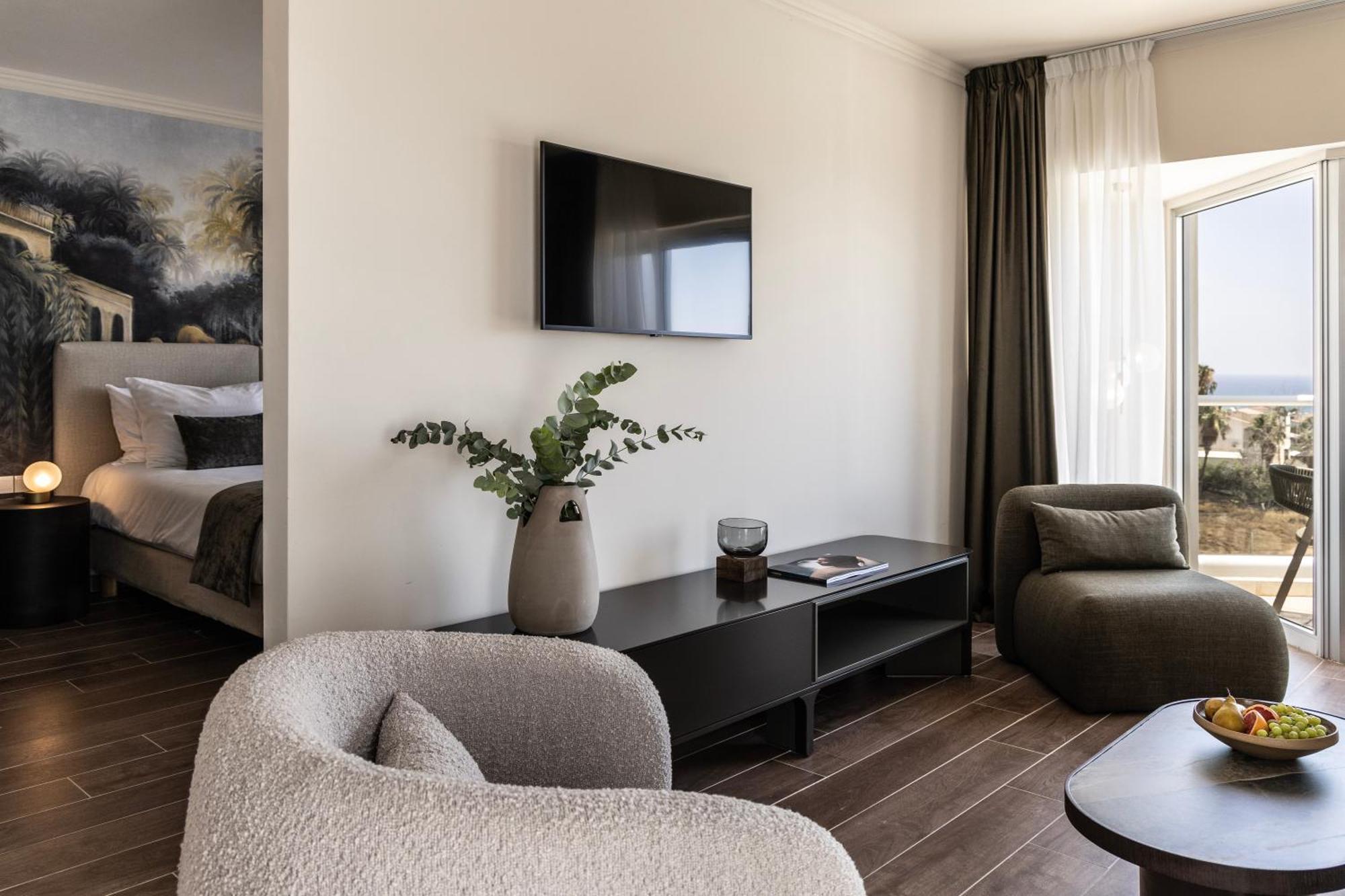 Cali Resort & Spa Designed For Adults By Louis Hotels Péjia Kültér fotó